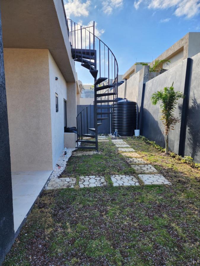 Pyramid Joy, 2 Bedroom Villa, Ocho Rios, Jamaica מראה חיצוני תמונה