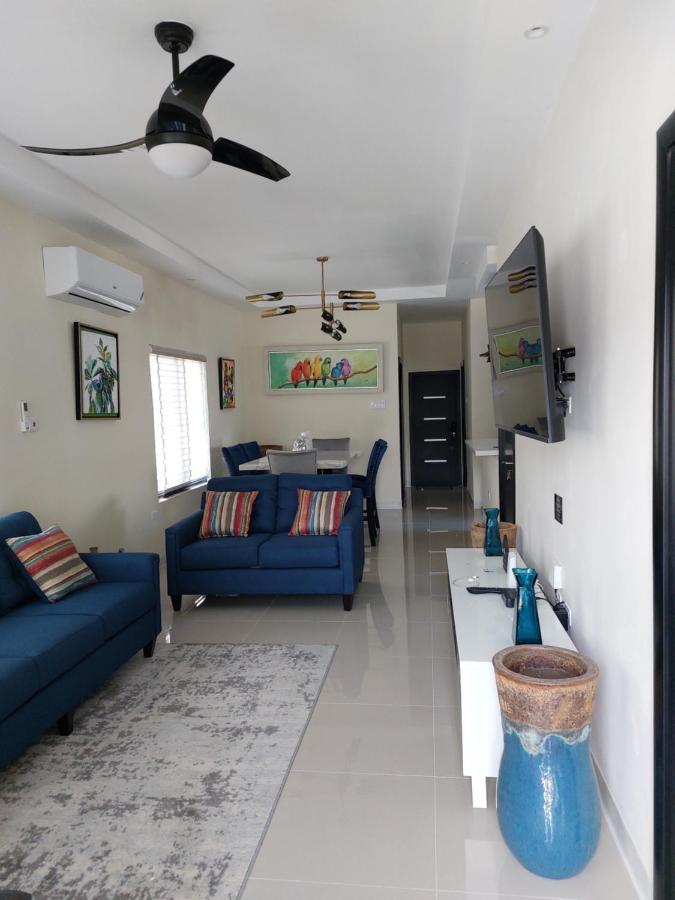 Pyramid Joy, 2 Bedroom Villa, Ocho Rios, Jamaica מראה חיצוני תמונה